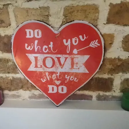 Black & White Centar Free Parking דירה