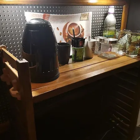 Black & White Centar Free Parking דירה *