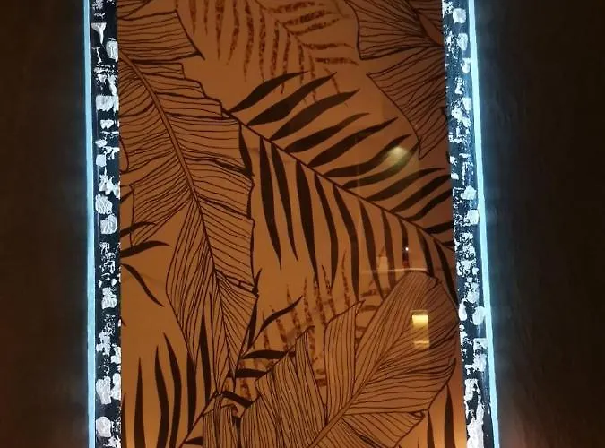 Διαμέρισμα Black & White Centar Free Parking